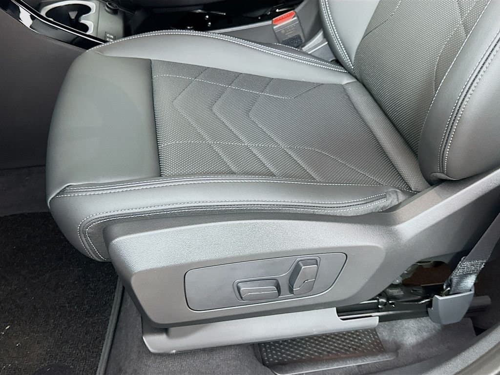 2026 BMW X1 - Image 21