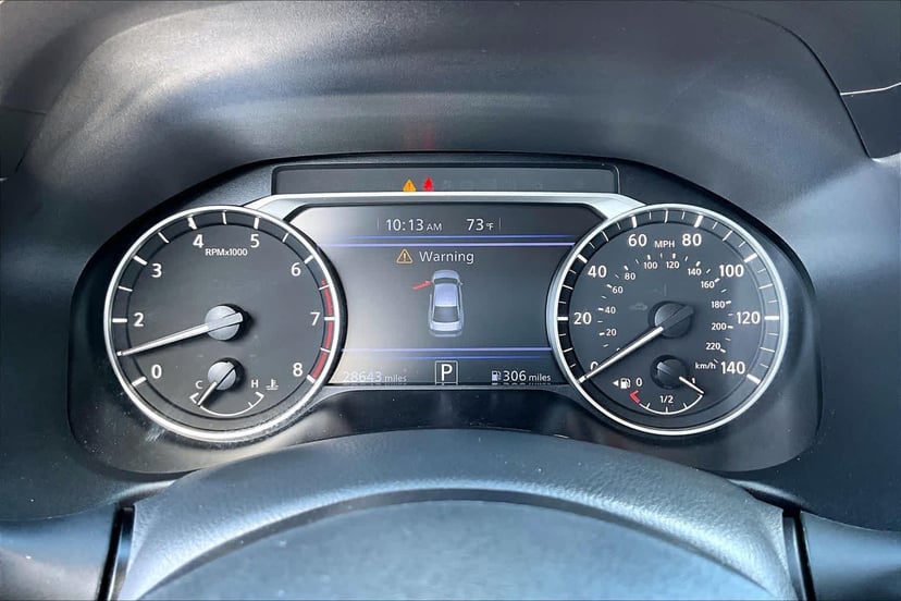 2025 Nissan Altima - Image 26