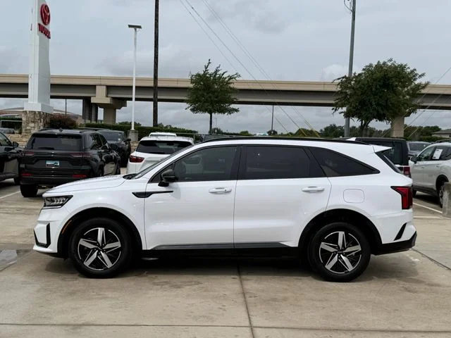 2023 Kia Sorento - Image 7
