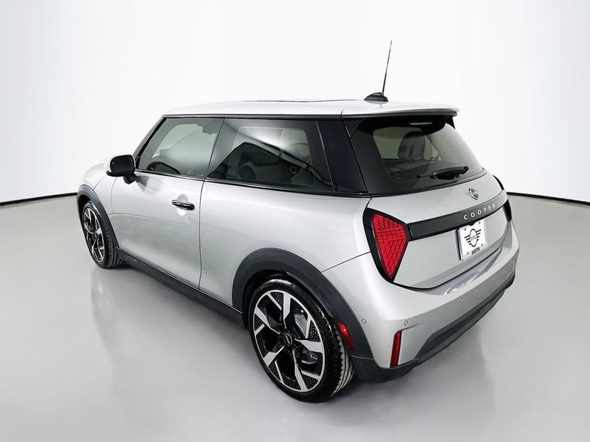 2025 MINI Cooper S - Image 7