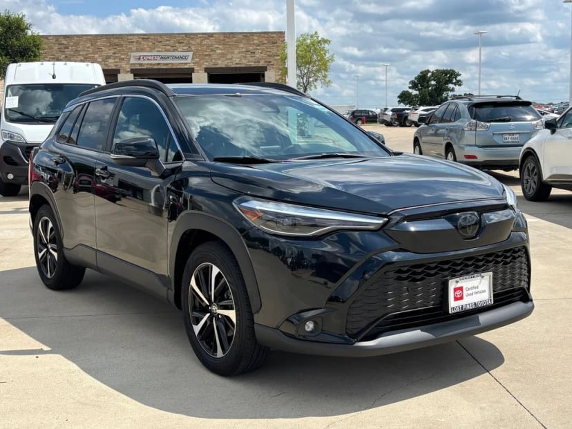 2025 Toyota Corolla Cross - Image 5