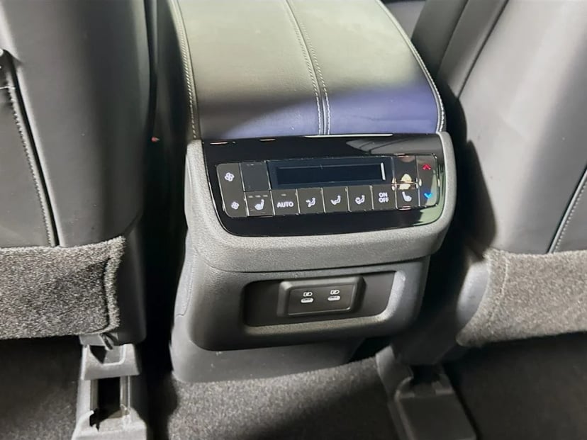 2026 INFINITI QX60 - Image 32