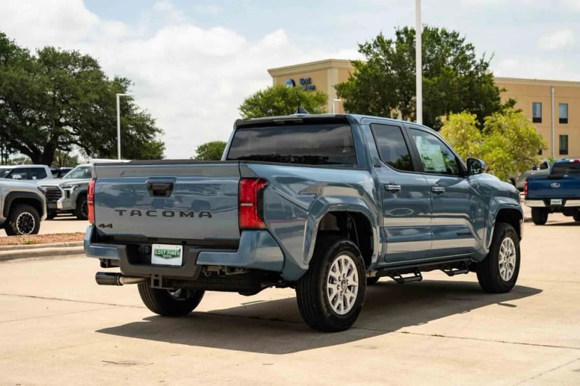 2026 Toyota Tacoma - Image 3