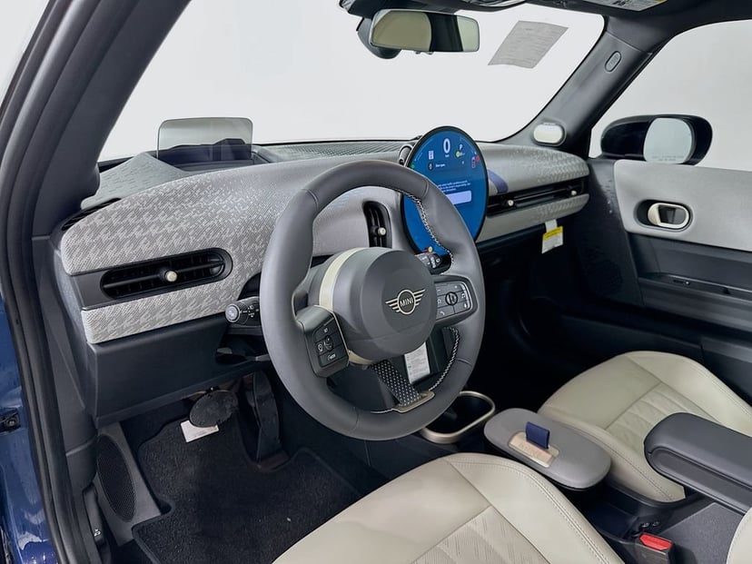 2026 MINI 2 Door - Image 9