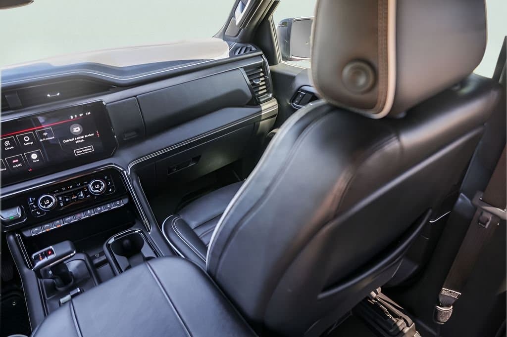 2024 GMC Sierra 1500 - Image 30