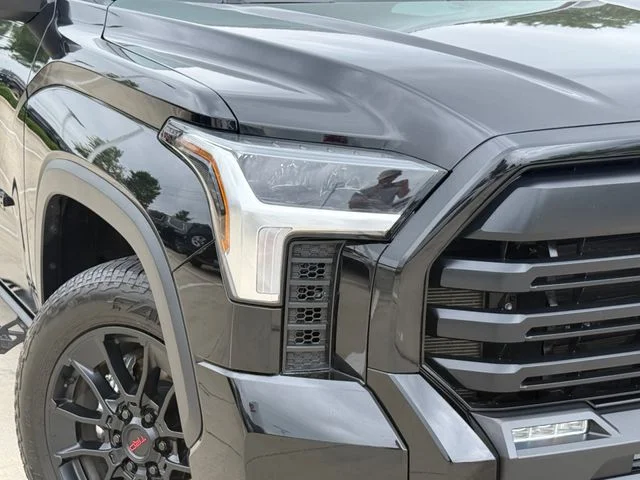 2024 Toyota Tundra - Image 3