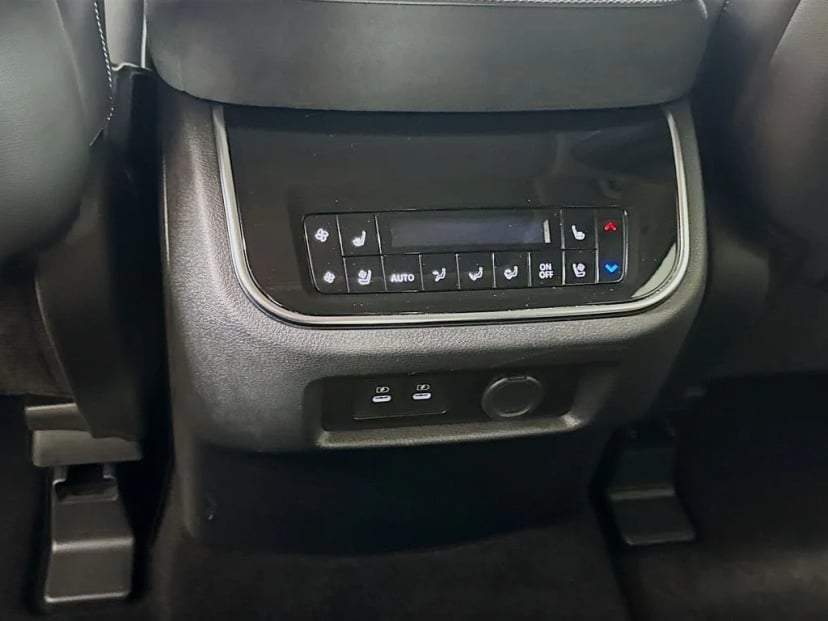 2026 INFINITI QX80 - Image 32