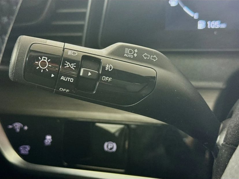 2023 Kia Sportage - Image 12