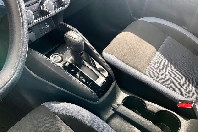 2025 Nissan Versa - Image 16