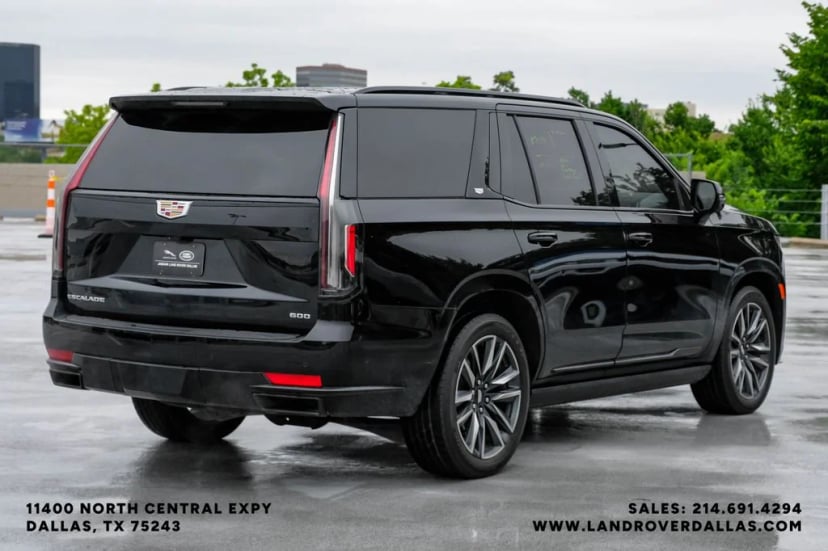 2021 Cadillac Escalade - Image 8