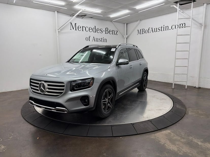 2026 Mercedes-Benz GLB - Image 3