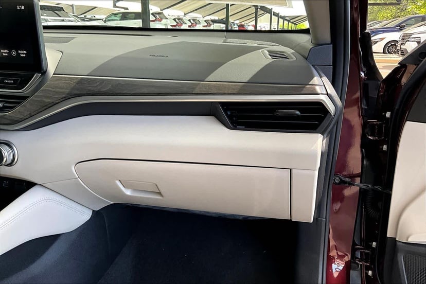 2023 Nissan Altima - Image 19