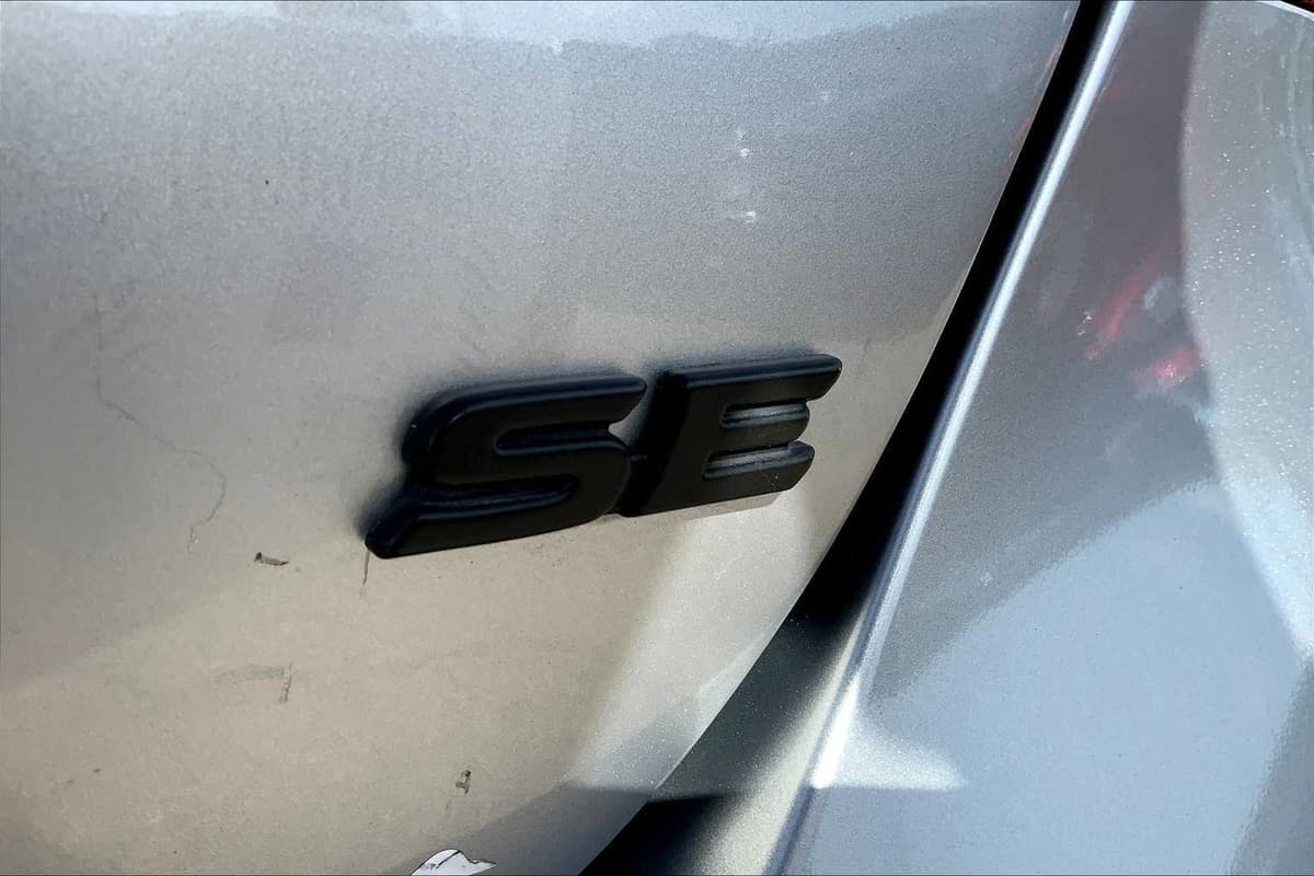 2024 Toyota Camry - Image 9