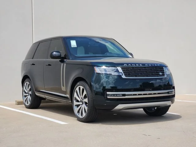 2026 Land Rover Range Rover - Image 2