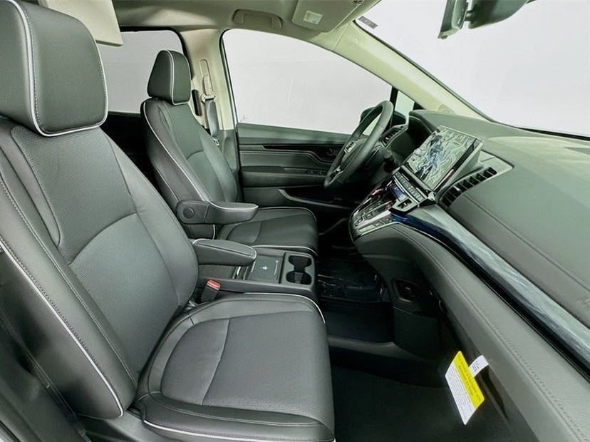 2026 Honda Odyssey - Image 42