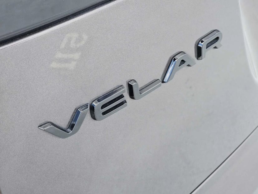 2025 Land Rover Range Rover Velar - Image 12