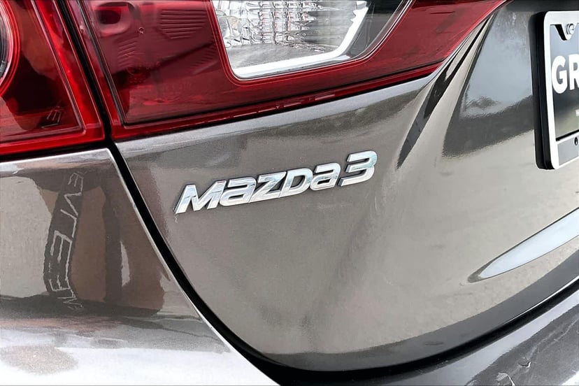 2016 Mazda Mazda3 - Image 10