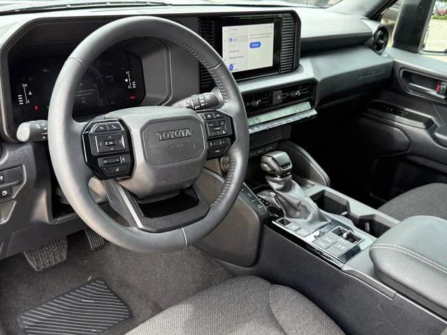 2025 Toyota Land Cruiser - Image 39