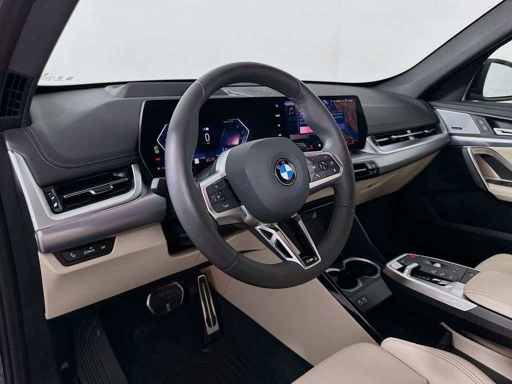 2025 BMW X1 - Image 9