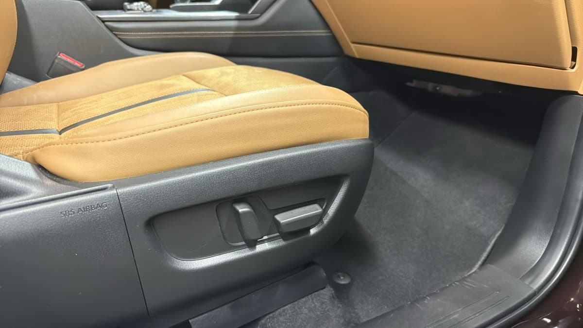 2024 Mazda CX-90 - Image 25