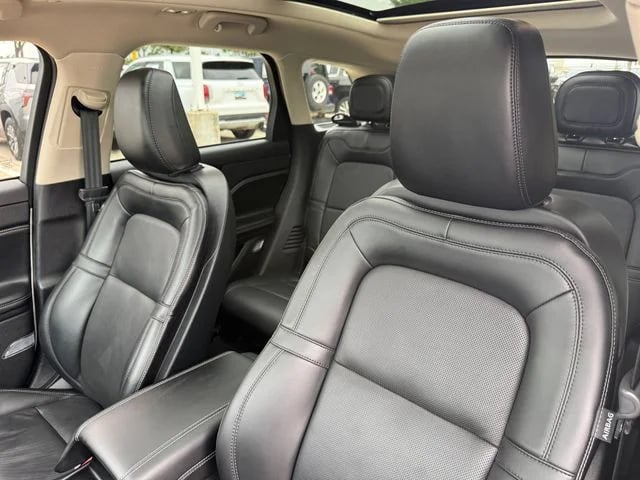 2023 Lincoln Corsair - Image 13