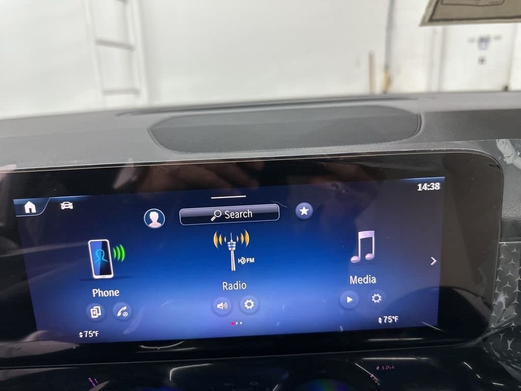 2026 MERCEDES-BENZ GLB - Image 16