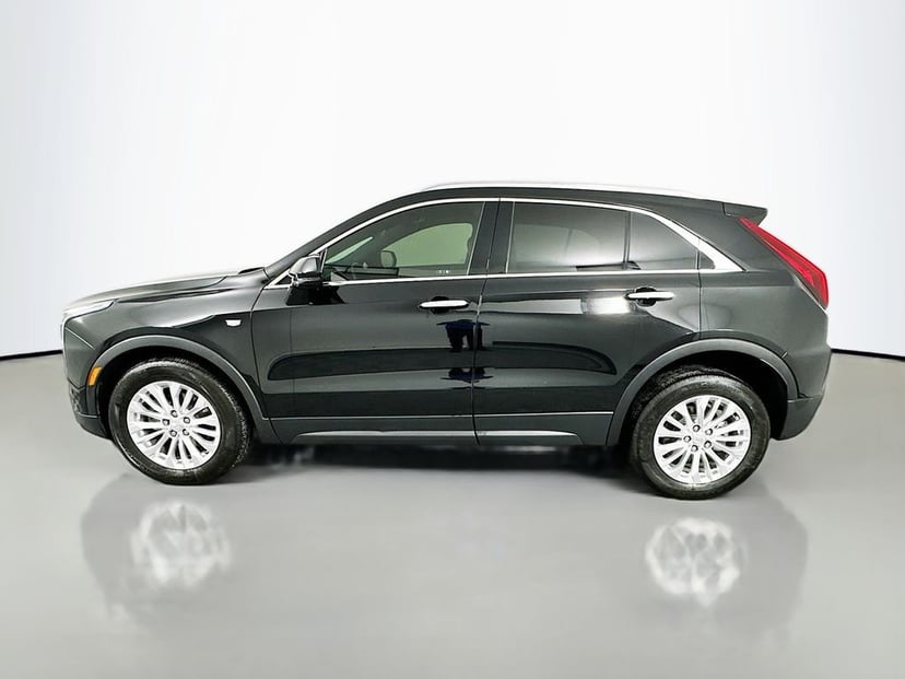 2024 Cadillac XT4 - Image 8