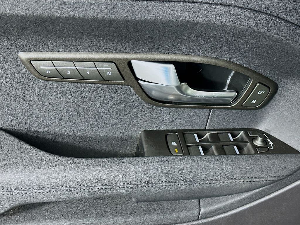 2015 Land Rover Range Rover Evoque - Image 18