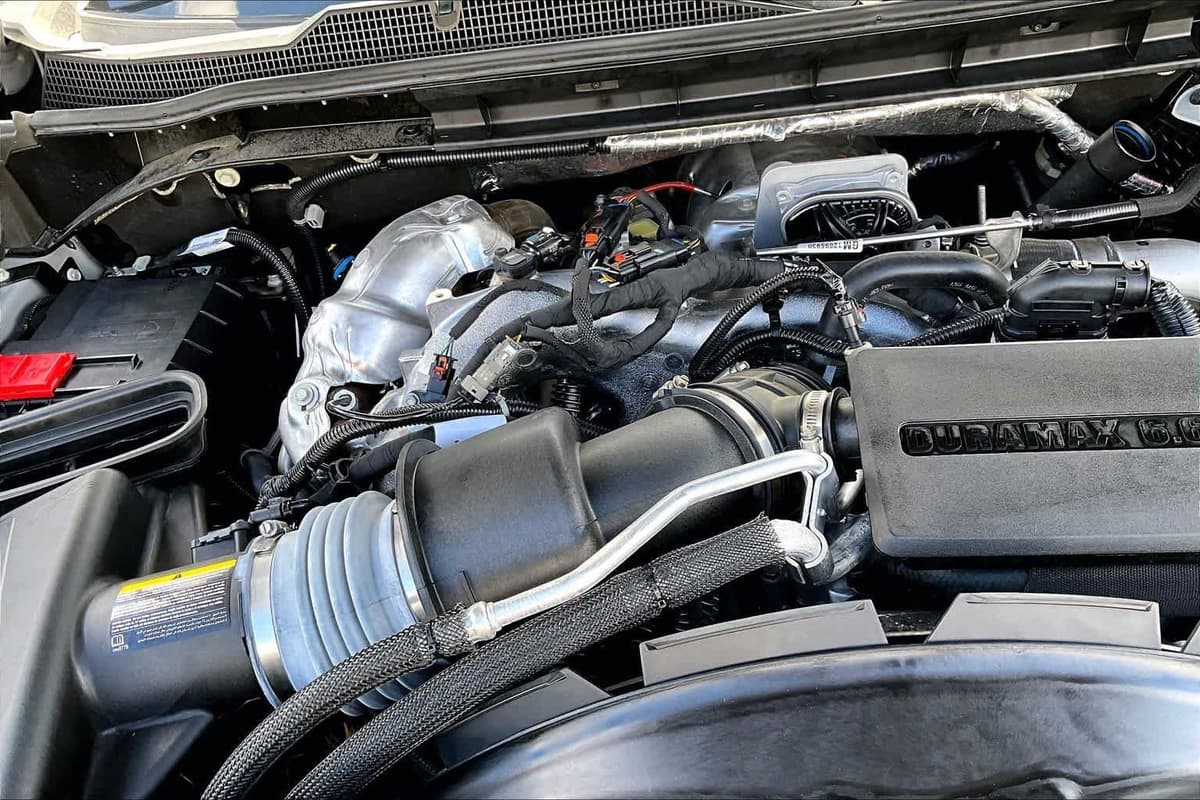 2024 Chevrolet Silverado 2500HD - Image 35