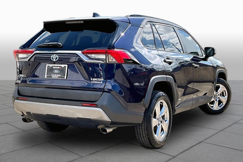 2020 Toyota RAV4 Hybrid - Image 7