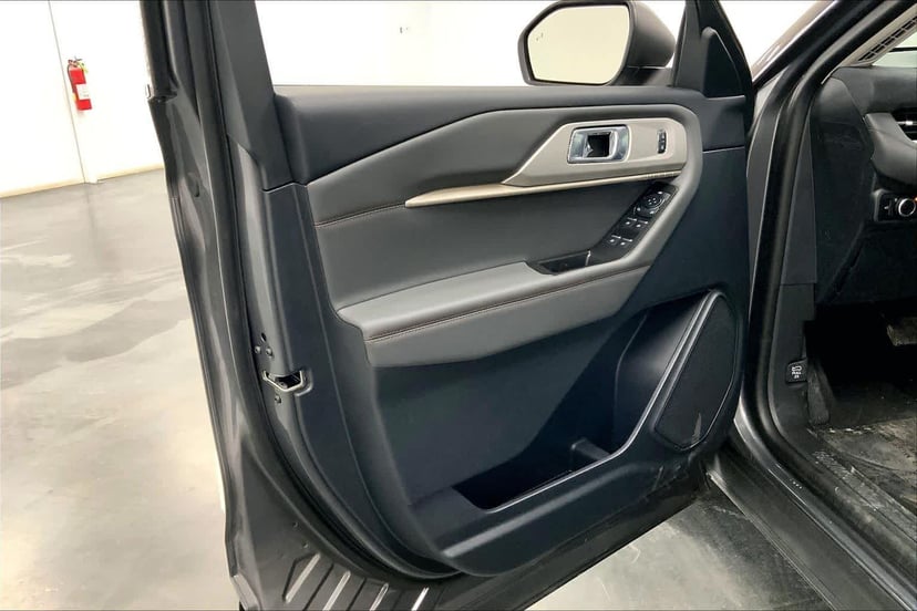 2026 Ford Explorer - Image 10