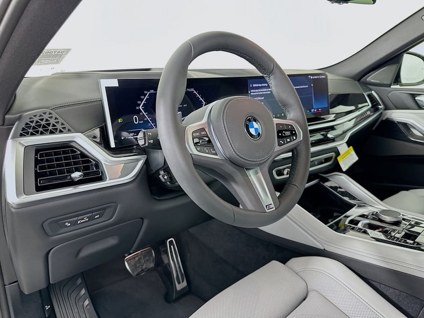 2027 BMW X6 - Image 9