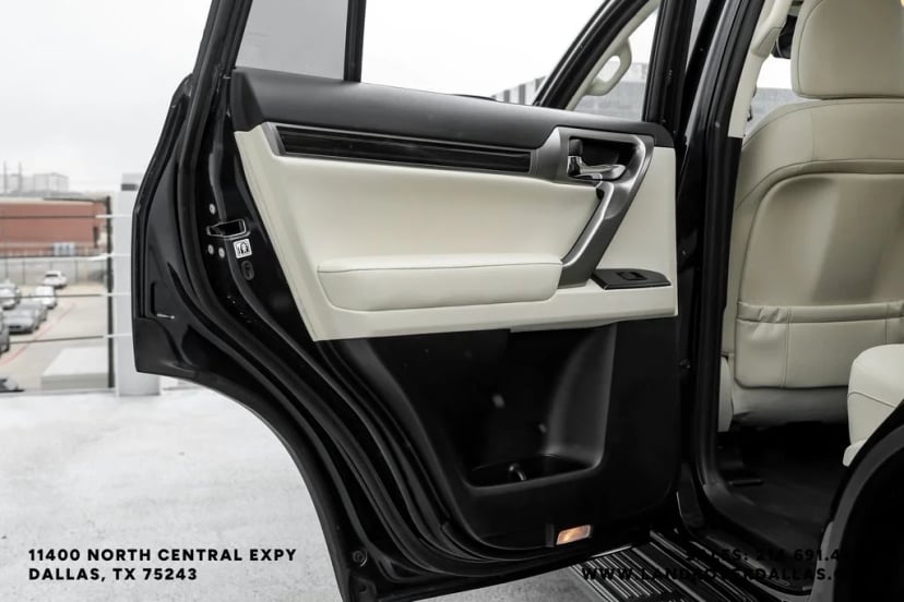 2023 Lexus GX - Image 49