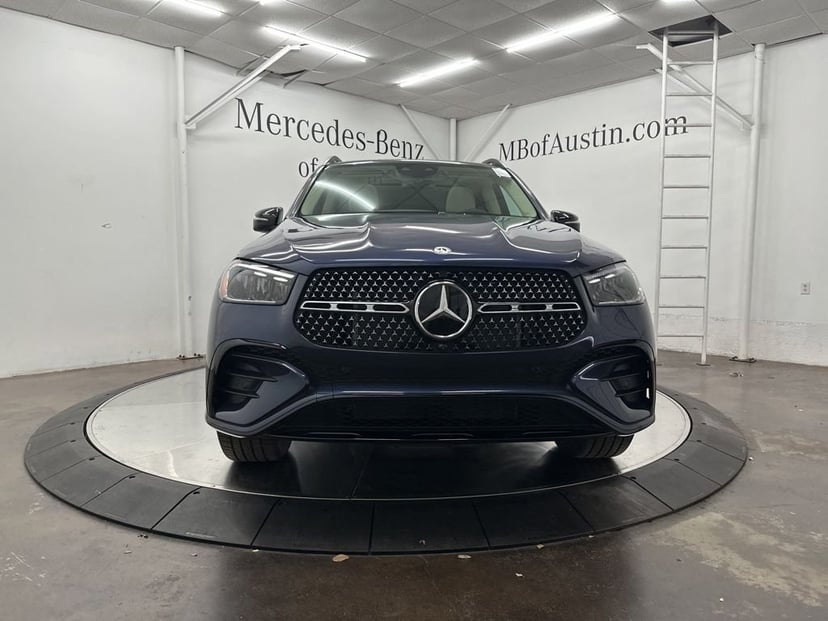 2026 Mercedes-Benz GLE - Image 2