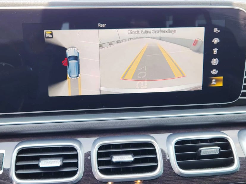 2023 Mercedes-Benz AMG® GLE 53 - Image 18