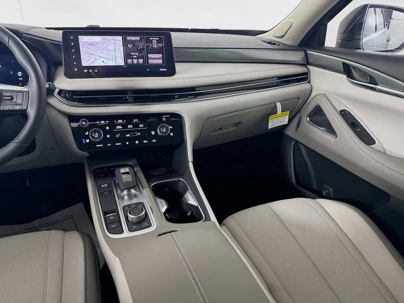 2027 INFINITI QX60 - Image 28