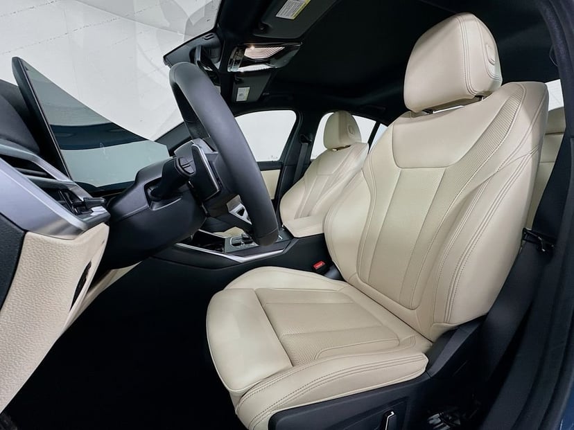 2026 BMW 3 Series - Image 16