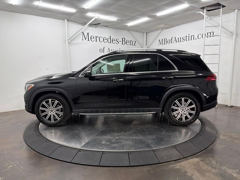 2026 Mercedes-Benz GLE - Image 1