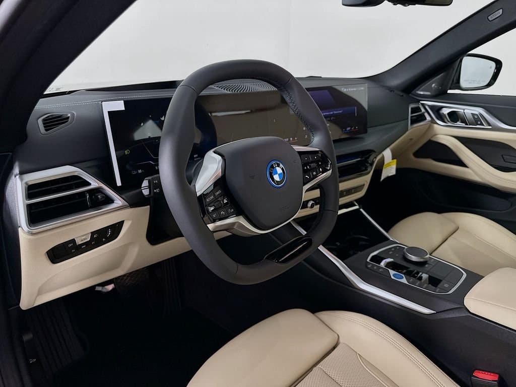 2026 BMW i4 - Image 9