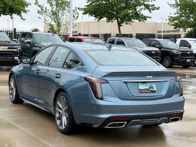 2023 Cadillac CT5 - Image 7