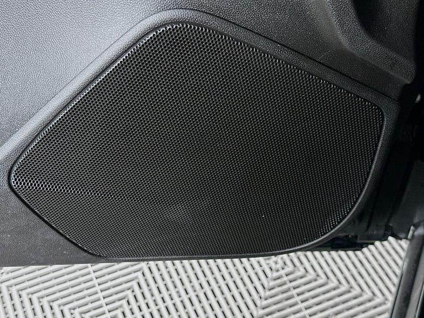 2024 Cadillac XT4 - Image 18