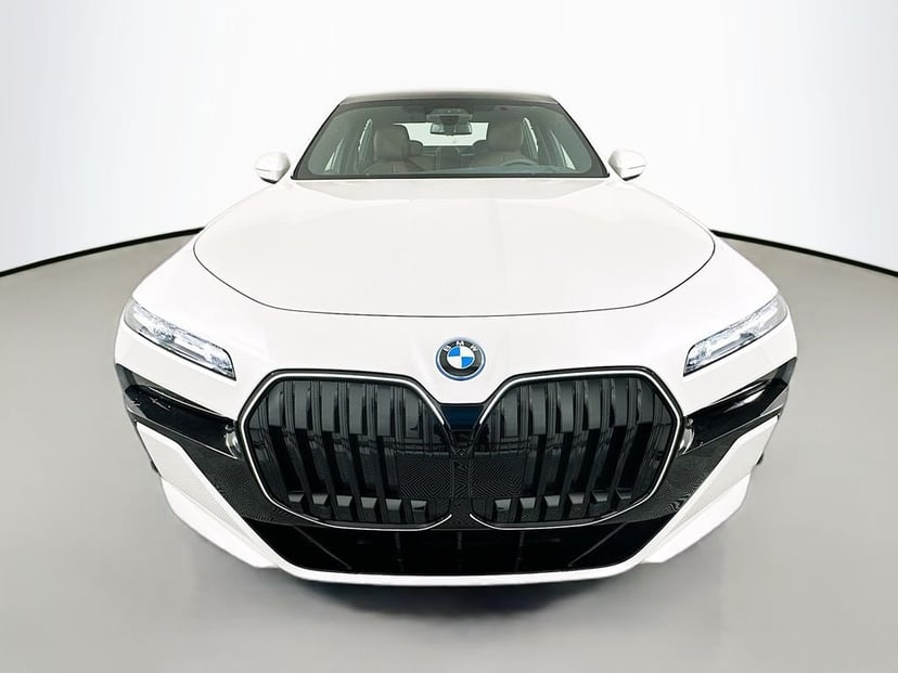 2026 BMW 7 Series - Image 2