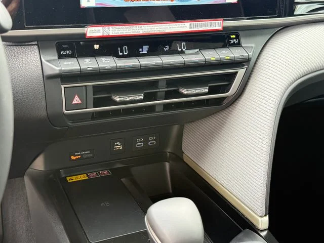 2026 Toyota Camry - Image 21