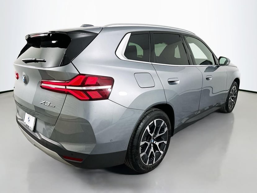2025 BMW X3 - Image 5