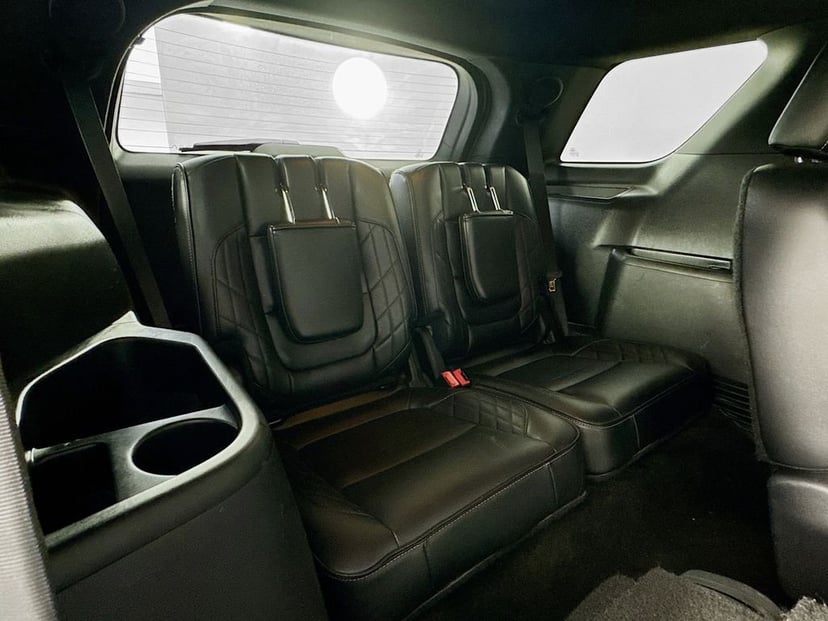 2016 Ford Explorer - Image 35