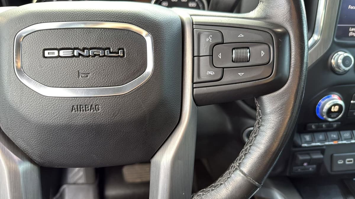 2022 GMC Sierra 2500HD - Image 16