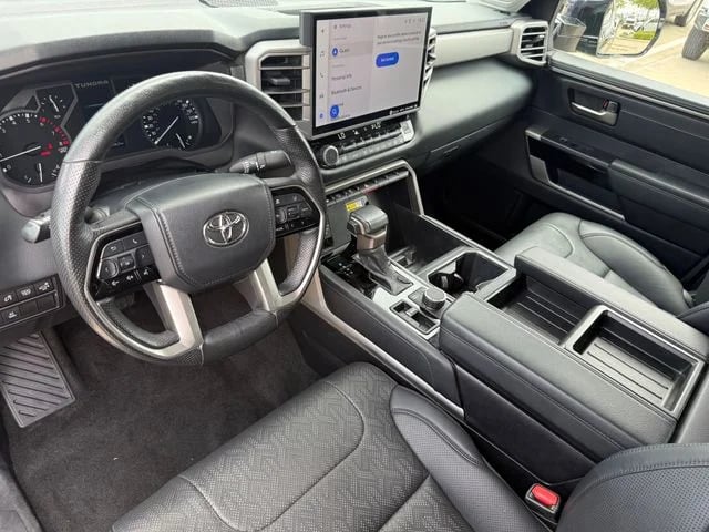 2023 Toyota Tundra - Image 9