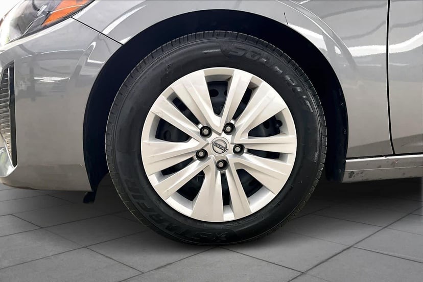 2024 Nissan Sentra - Image 11