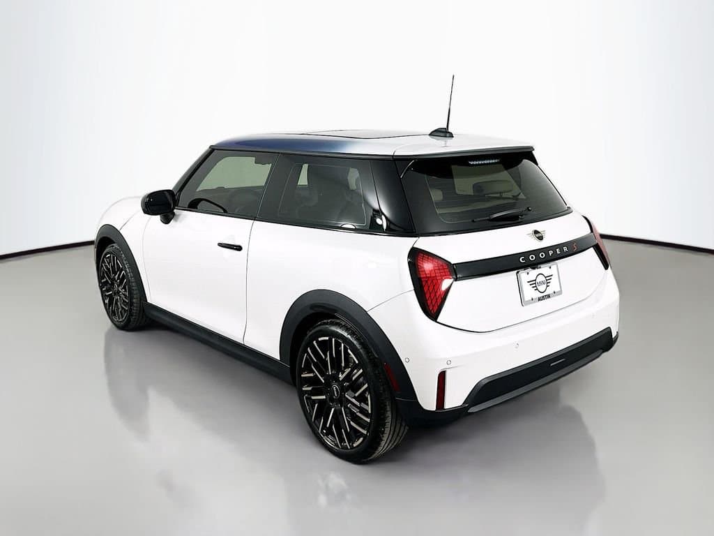 2025 MINI COOPER - Image 8