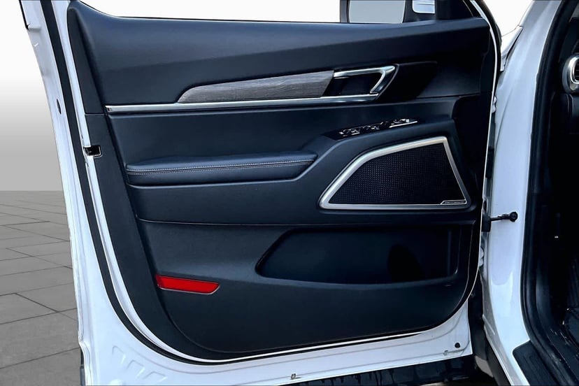 2022 Kia Telluride - Image 22